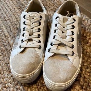 corky’s stargaze lace up sneakers